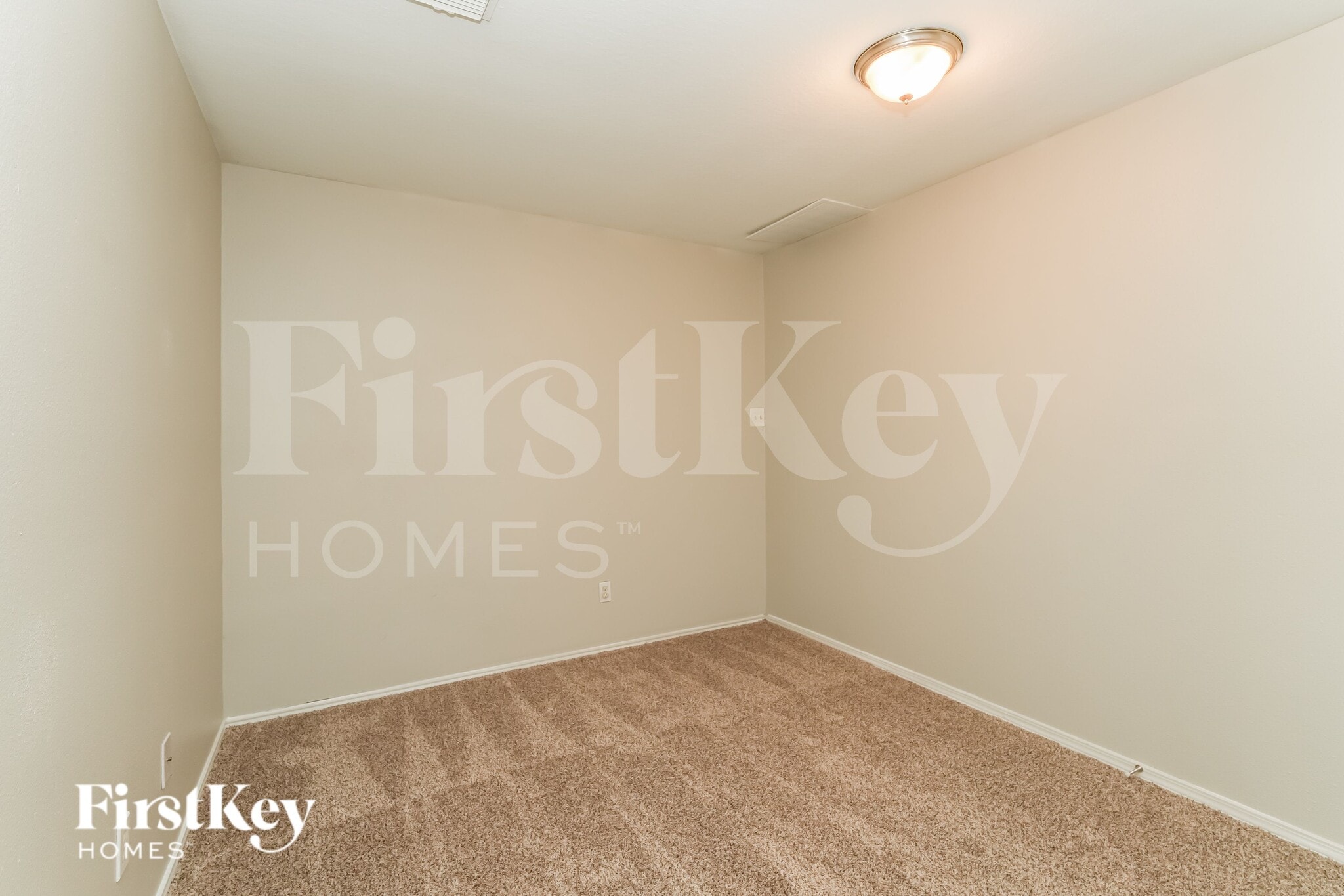 Building Photo - 2026 Cold River Dr