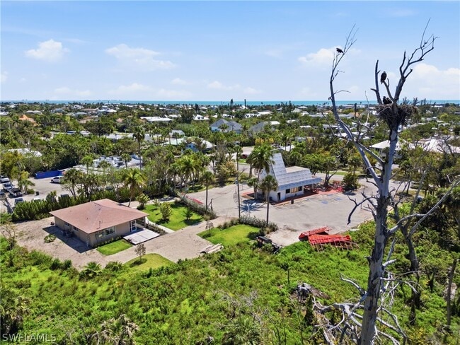 Building Photo - 1046 Periwinkle Way