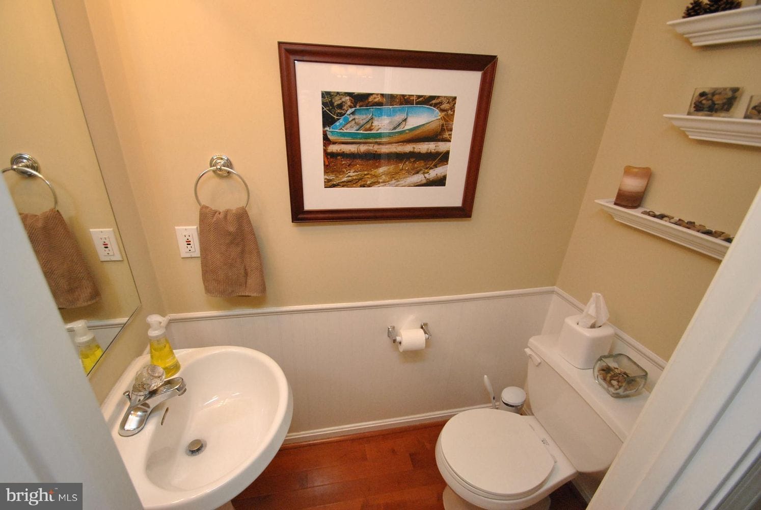 Building Photo - 12 Oaksylvan Way