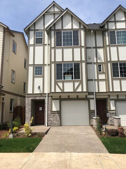 Building Photo - 14182 SW Gold Coast Ter