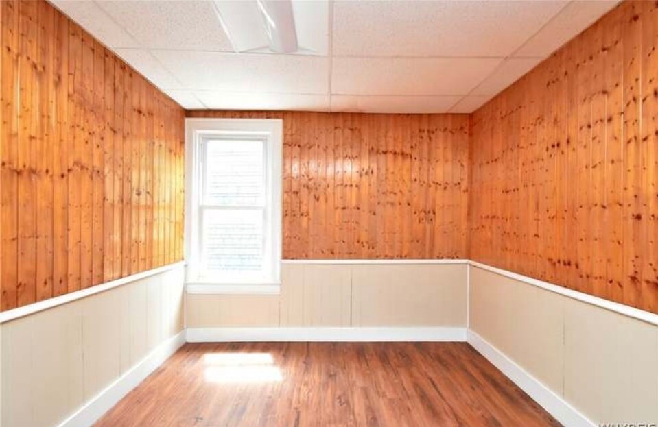 Building Photo - 28 Red Jacket Pky