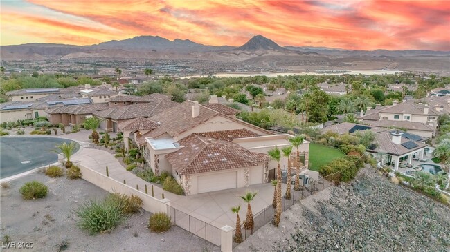 Building Photo - 2 Camino La Venta Ct