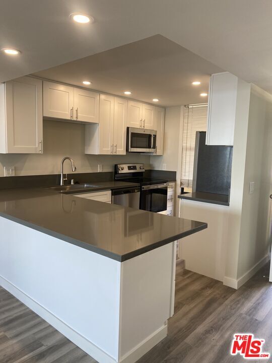 Building Photo - 4314 Marina City Dr