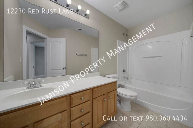 Building Photo - 12230 Red Rust Ln