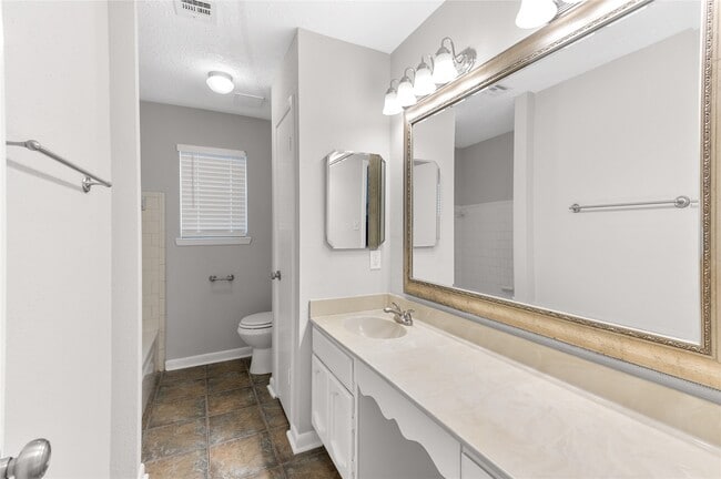 Building Photo - 442 N Compass Rose Cir