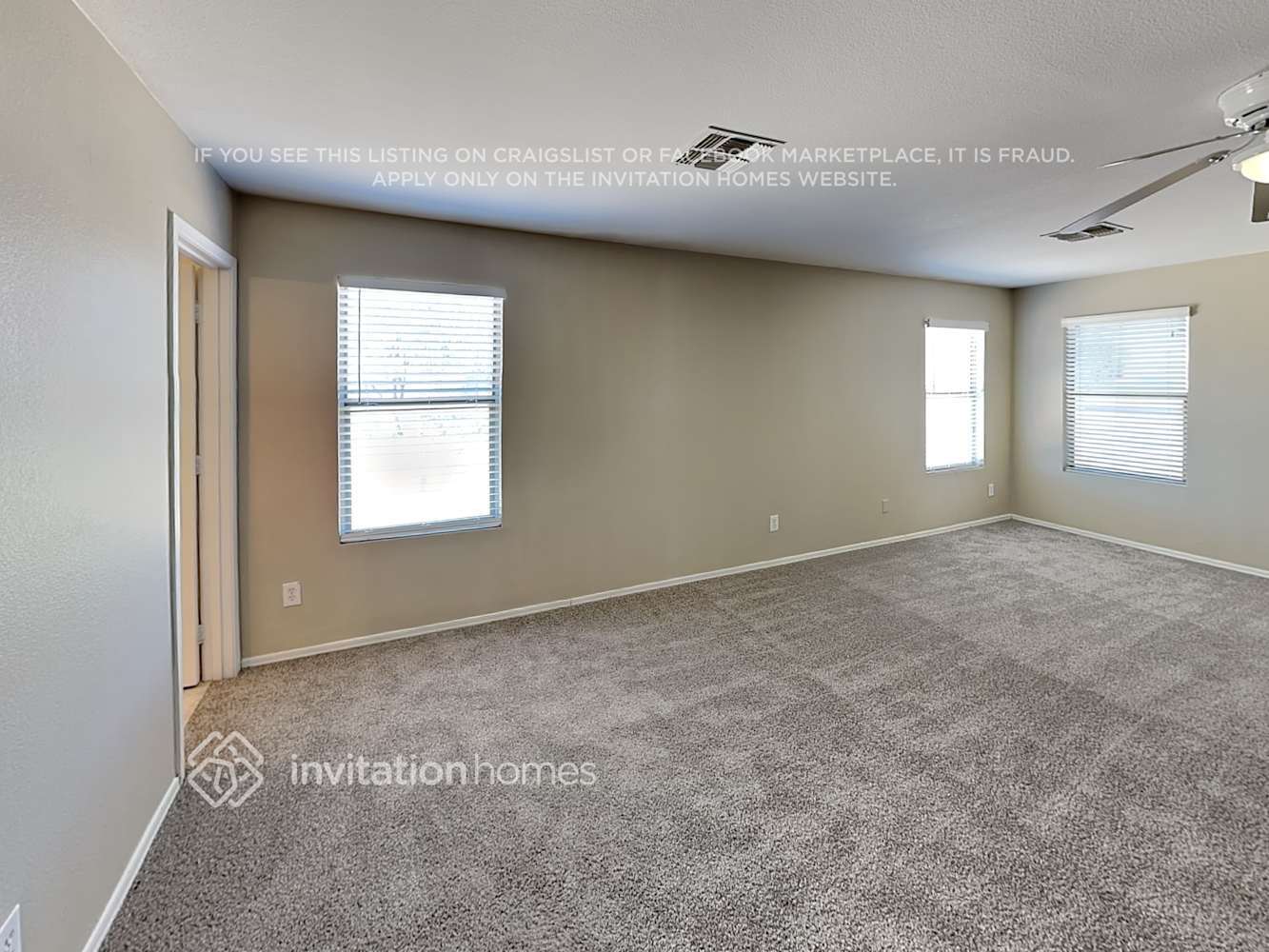 Building Photo - 12808 N Main St