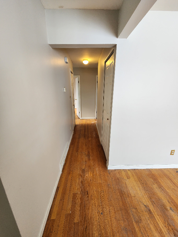 Building Photo - 6557 Colonial St