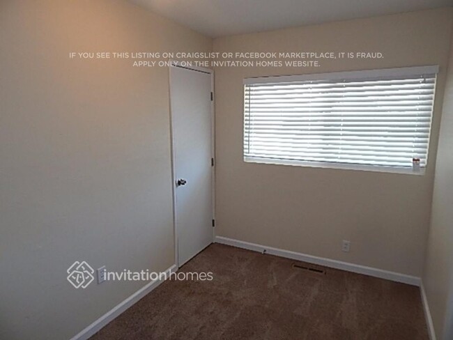 Building Photo - 3000 Phillips Ct