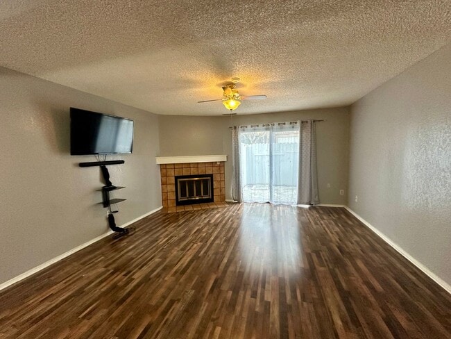 Building Photo - 6226 Joaquin Murieta Ave