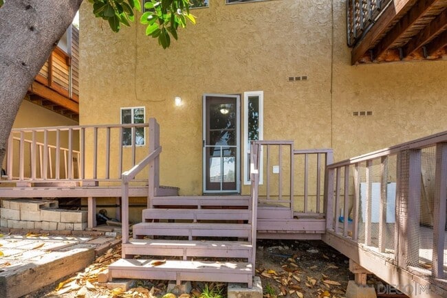 Building Photo - 8038 Lemon Ave
