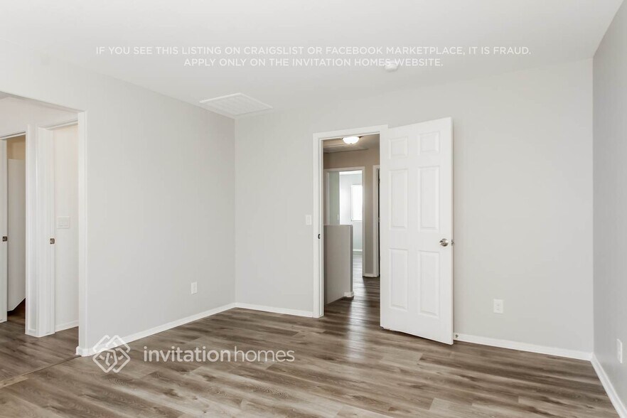 Building Photo - 5428 W Fulton St