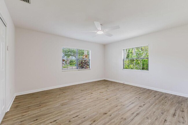 Building Photo - 1310 La Faunce Way