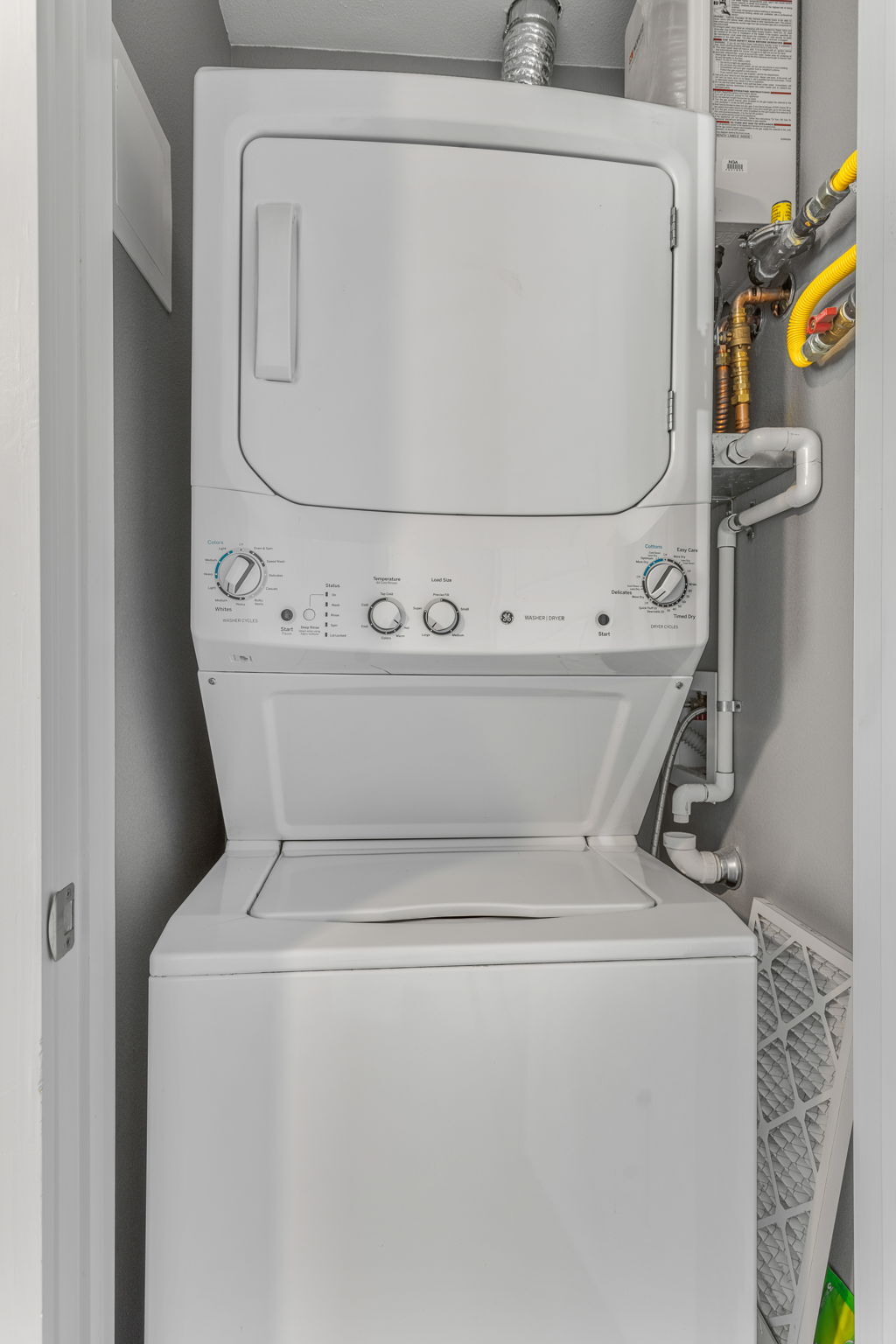 Building Photo - 901 9th St