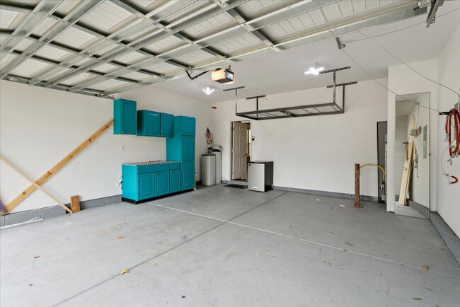 Building Photo - Hampton Home for Rent (3 bed/2.5 bath)