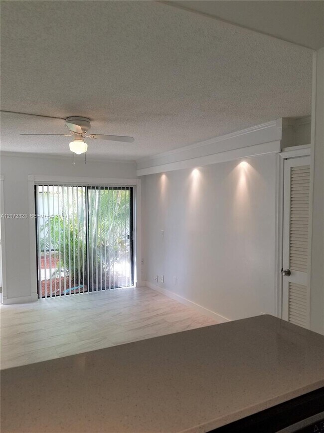 Building Photo - 11334 Royal Palm Blvd