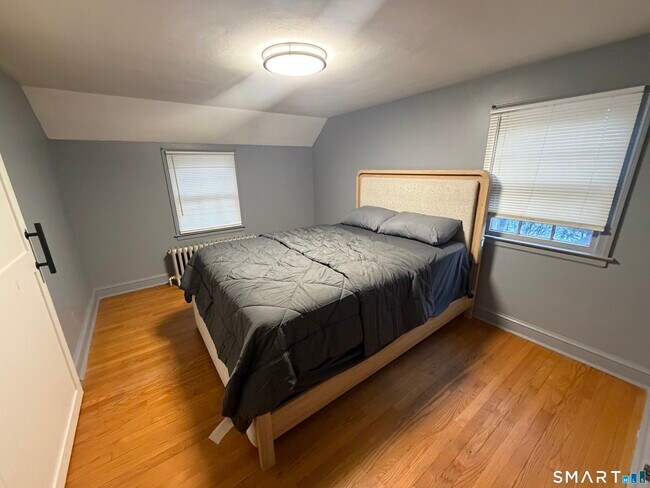 Building Photo - 130 Spring St