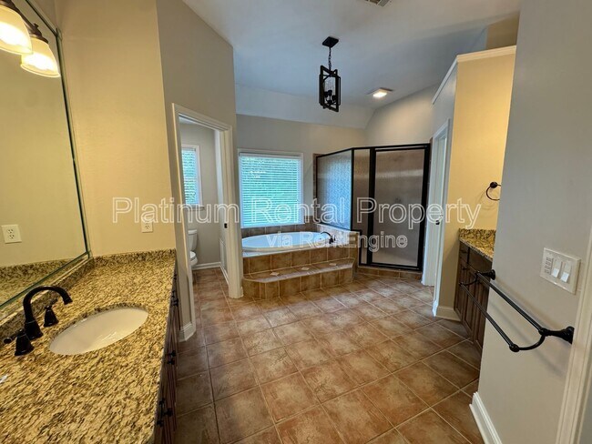 Building Photo - 830 Eden Green Ct