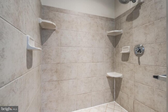 Building Photo - 22569 Norwalk Square