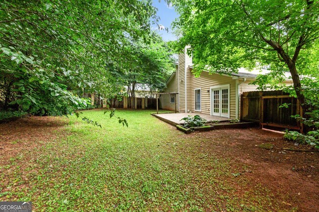 Building Photo - 625 Oxford Hall Dr SW