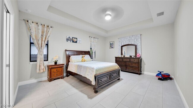 Building Photo - 221 Chiquita Blvd N