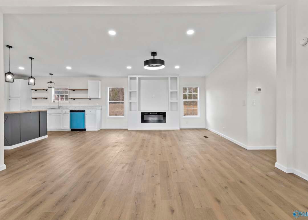 Building Photo - 1051 Steger Rd