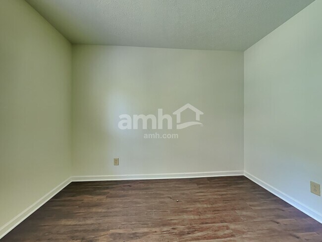 Building Photo - 7601 Eben Dr