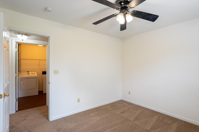 Building Photo - 3513 Delmar Ct