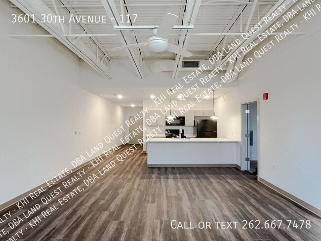 Building Photo - 3601 30th Ave