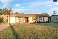 Building Photo - 13506 Castleton Dr