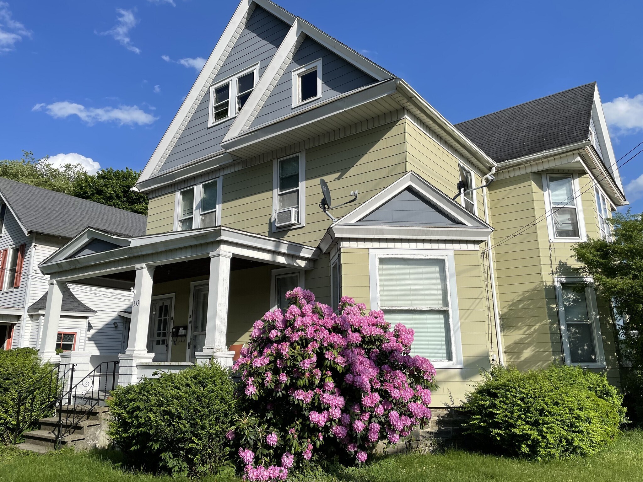 533 W. Gray Street - 533 W Gray St