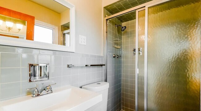 Building Photo - 2370 Stirrup Ln