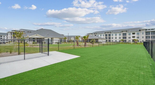 Building Photo - 2740 Village Crossing Blvd