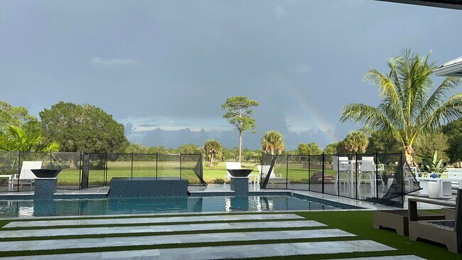 Building Photo - 3155 SW 78th Ave