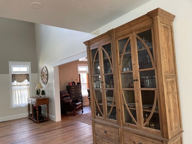 Building Photo - 1 Lamoureux Ln