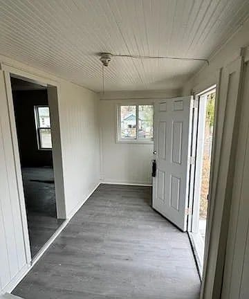 Building Photo - 702 Rice Ave