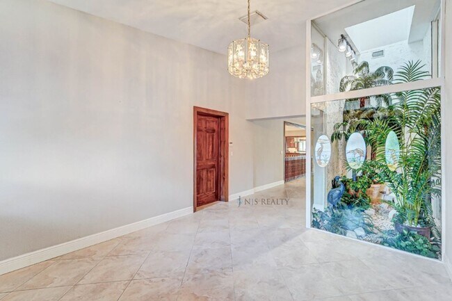 Building Photo - 5060 Porpoise Pl