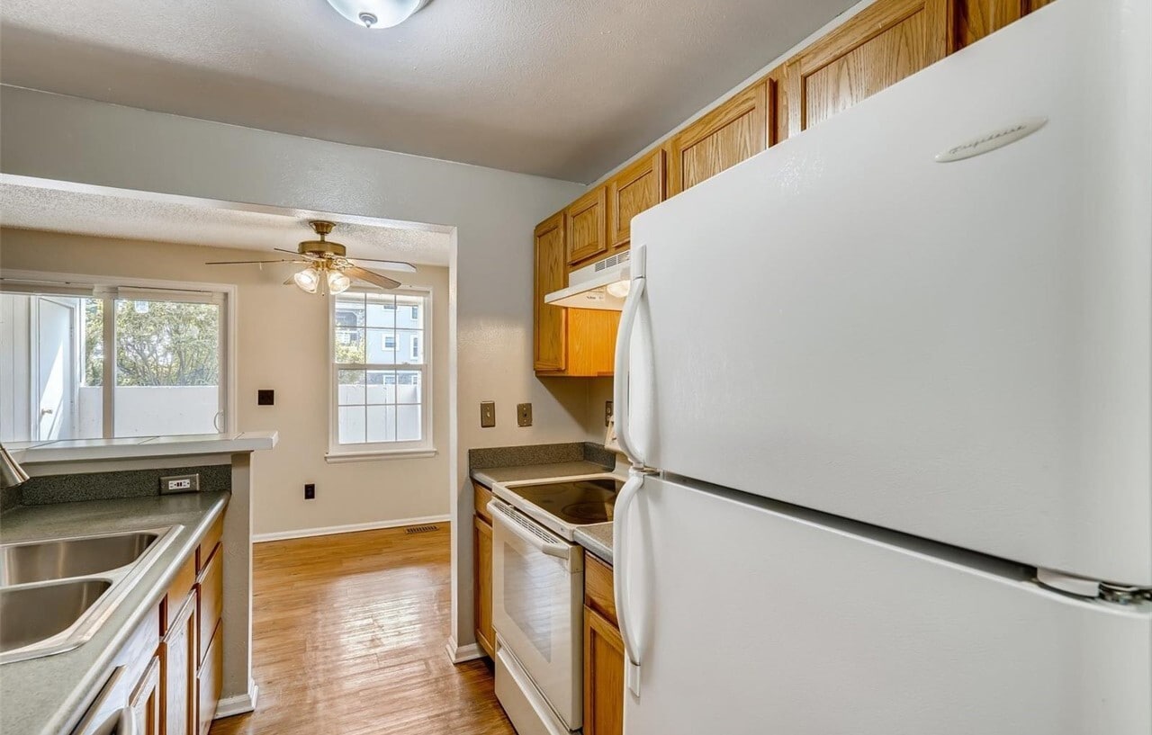 Building Photo - 5565 W 76th Ave