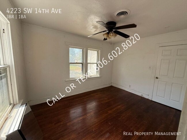 Building Photo - 4223 SW 14th Ave