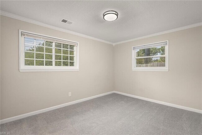 Building Photo - 408 Lineberry Rd