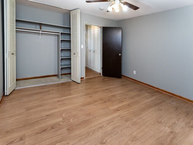 Building Photo - Charming One Bedroom In Roseville