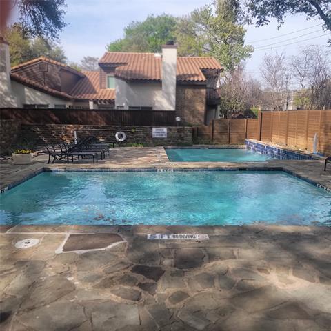 Building Photo - 14151 Montfort Dr