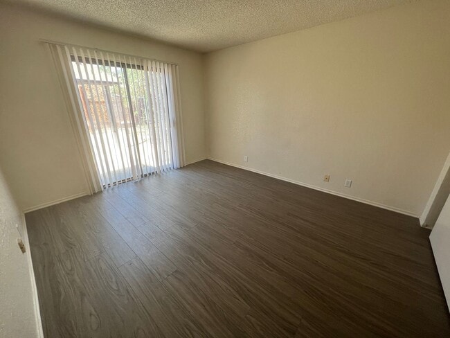 Building Photo - 73870 Desert Trail Dr