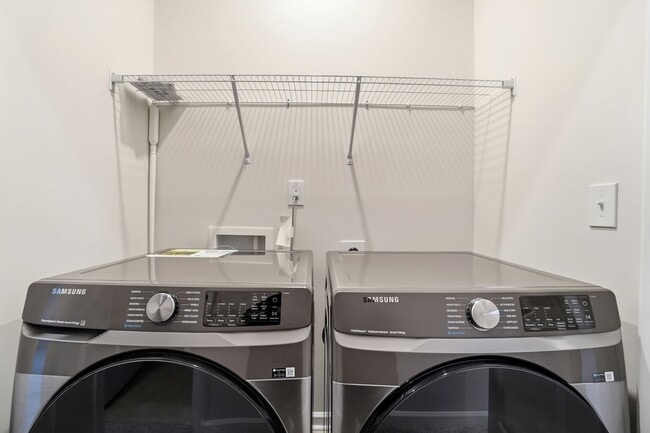 Building Photo - Brand-new three-story townhome in the University area at Senata at Research Park!