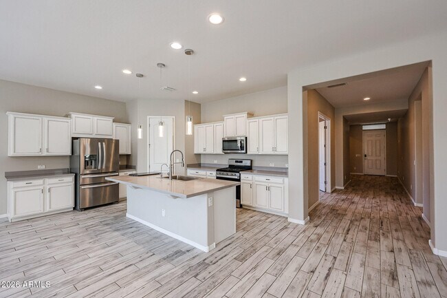 Building Photo - 19053 Rancho Dr