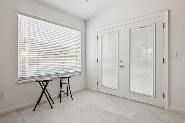 Building Photo - Spacious 4BR, 2BA Home with Modern Comfort