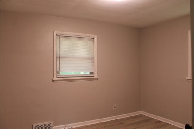 Building Photo - 12170 McKelvey Rd