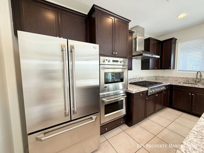 Building Photo - 7769 Britton Rose Dr