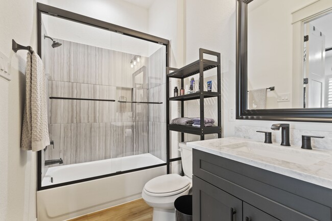 Building Photo - 21359 Monarch Dr