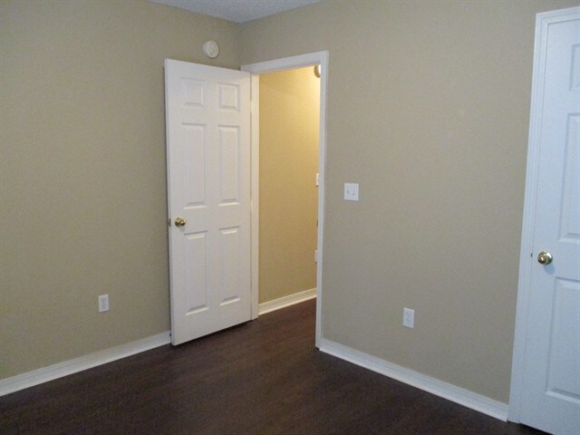 Building Photo - 7319 Bunker Ct