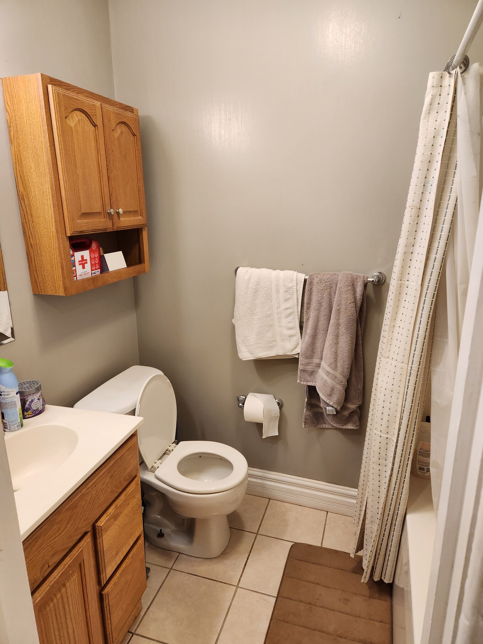 Bathroom - 266 Center St